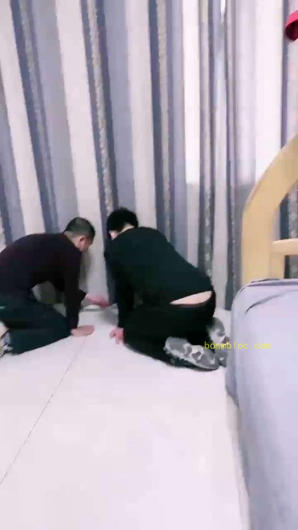 【罗宾】互相喂粑粑
