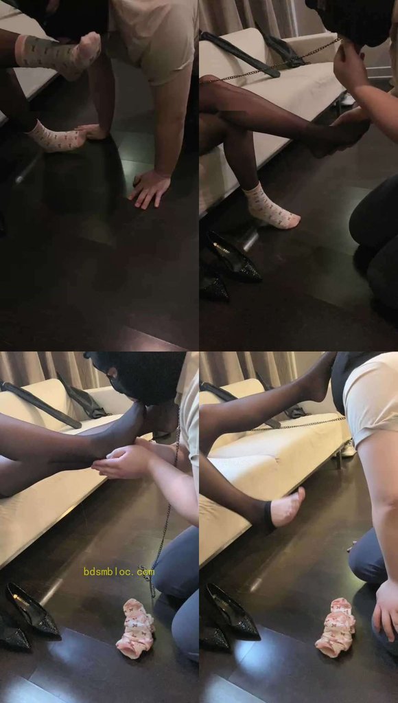 【赵奈奈】强迫跪舔超臭棉袜黑丝jio