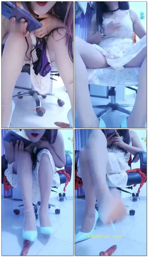 【艾丽莎女神】第一视角口水语言羞辱踩踏