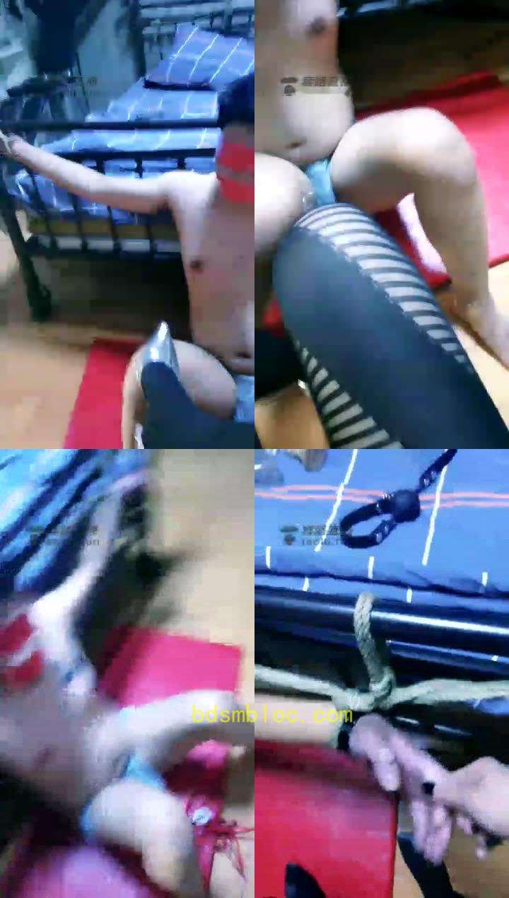 【红纱女王】教室玩会,剥夺感官虐狗