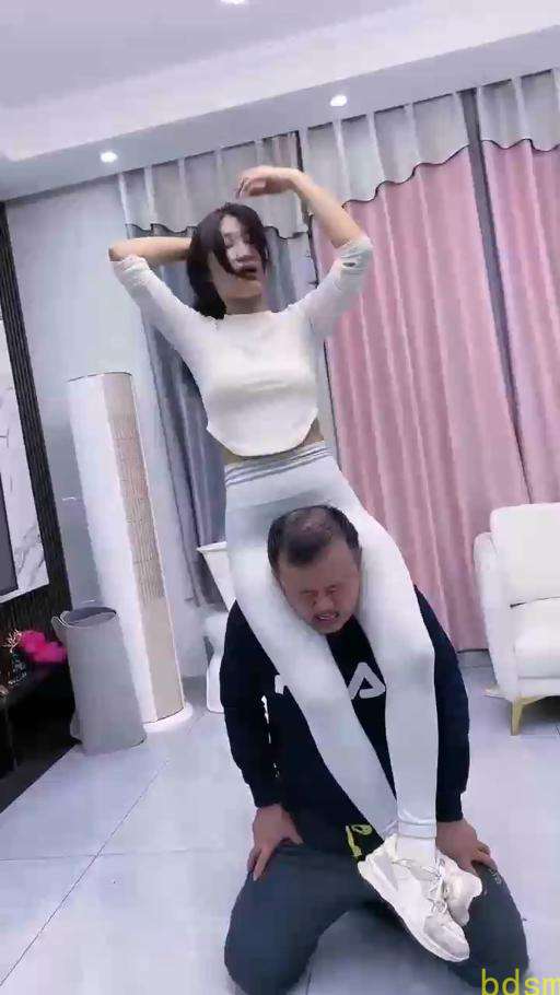 【麋鹿银儿】调教小胖