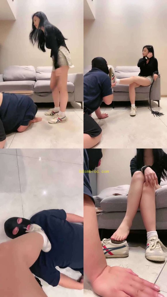 【女王大大】踩踏 踢裆 鞭打