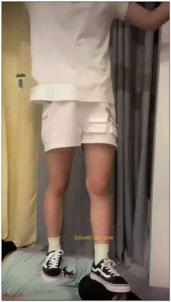 【云云酱】脸大要好好踩踩才行