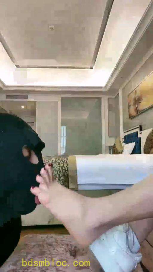 【甜一】家奴伺候女主人晨起
