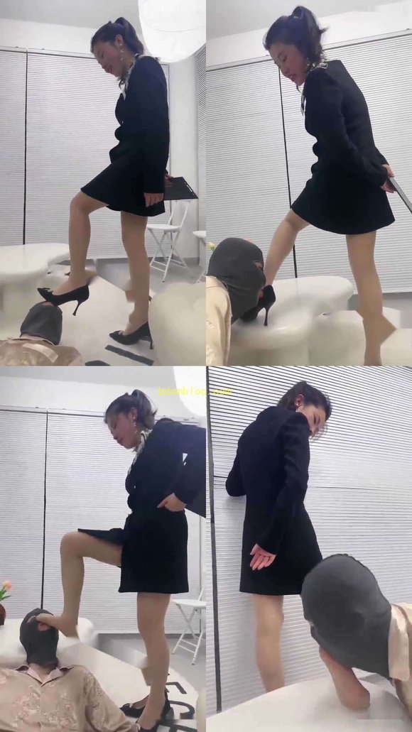 【狗哥】开发银行的女经理做我的女王