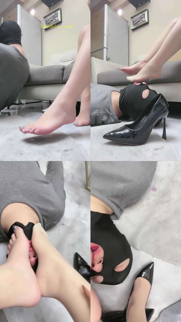 【言妍】近距离肉丝高跟踩脚垫