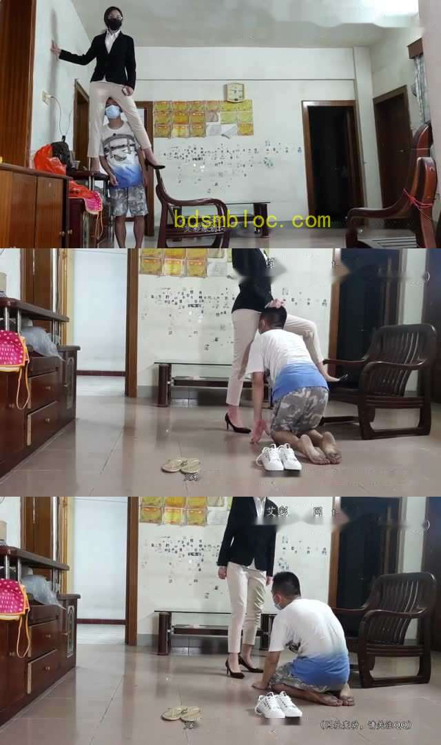 【小鱼女神】活在胯下的狗