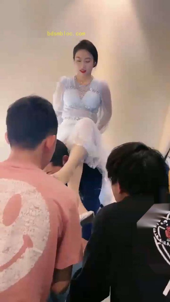 【鑫儿】三美女与野兽