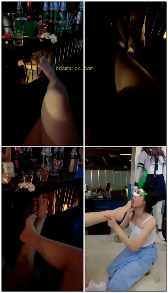 【虞姬】狗笼调教女M，舔脚，钻胯