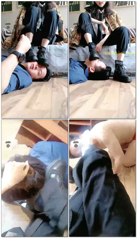【青岁岁殿下】直播调狗制服马丁靴重度踩踏，学妹的校园暴力