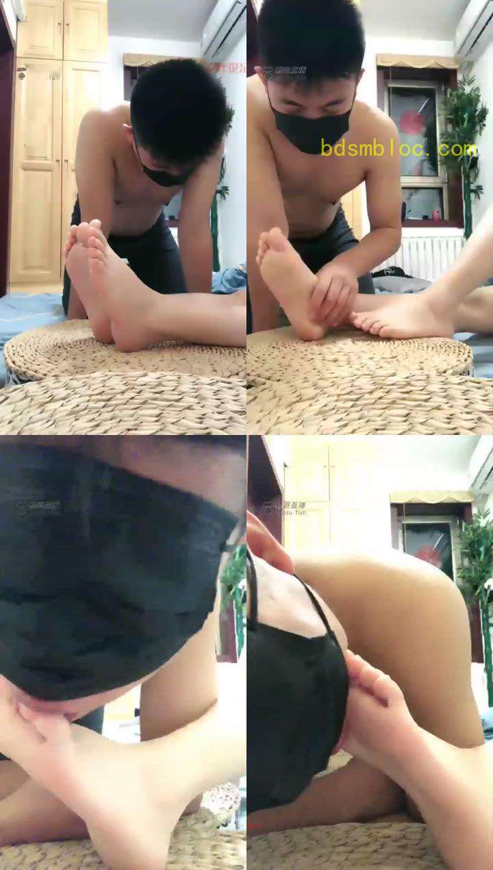 【啊眸S】享受足疗和舔脚