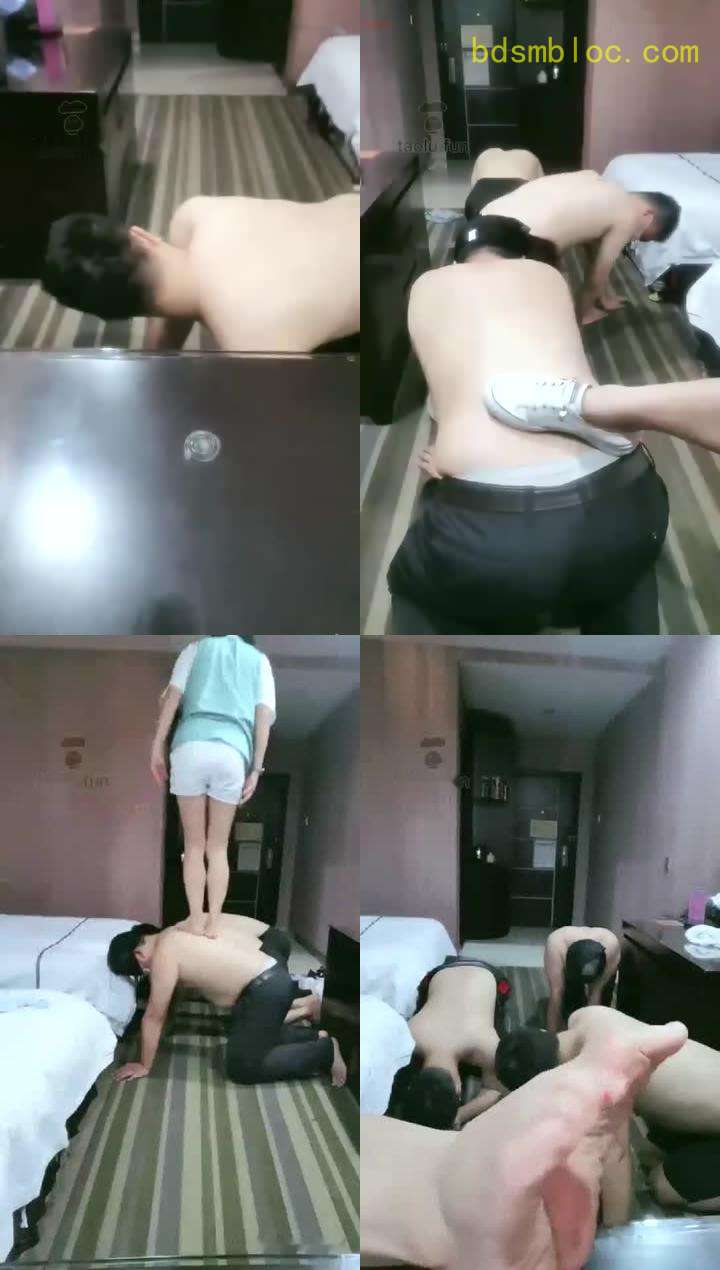 【阳光夫妻S】一狗狗带两朋友来犯贱