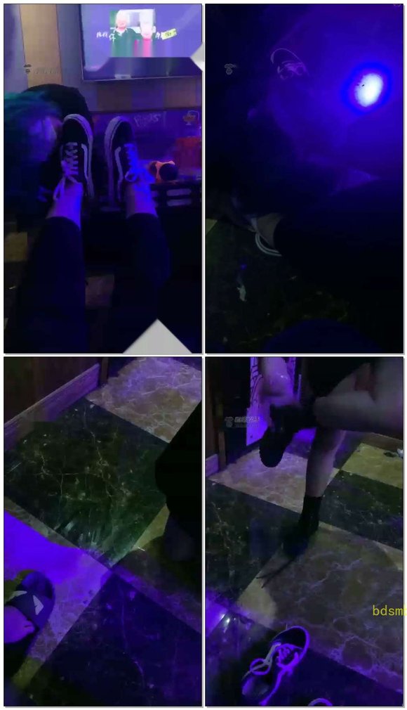 【女M安蔓】两个萝莉素人歌厅玩我【续】