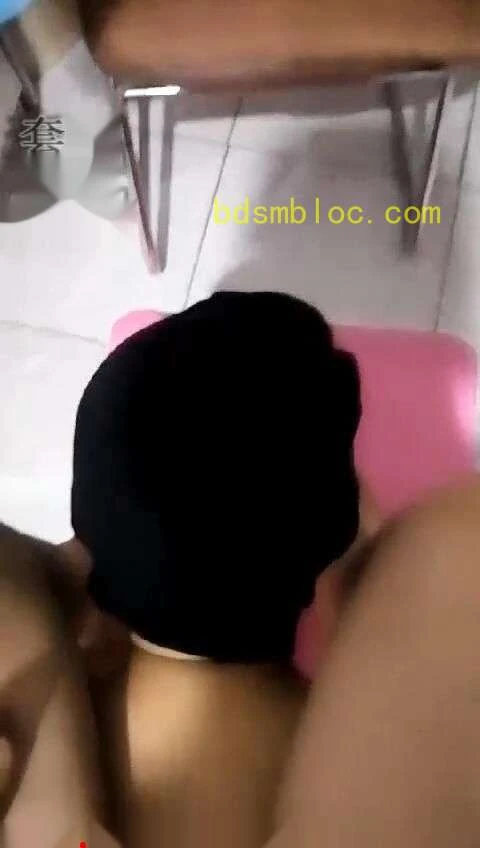【火玫瑰S】耳光，喂食，舔脚