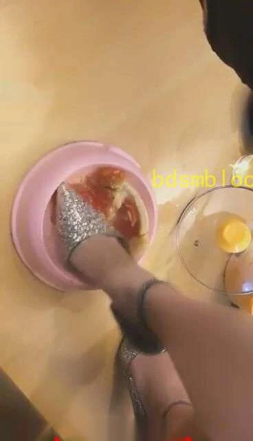 【晓晓晓主子s】狗①人间盛宴！！原味熬汤圣水面