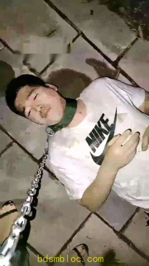 【辣姐】户外骑马耳光全体重踩踏