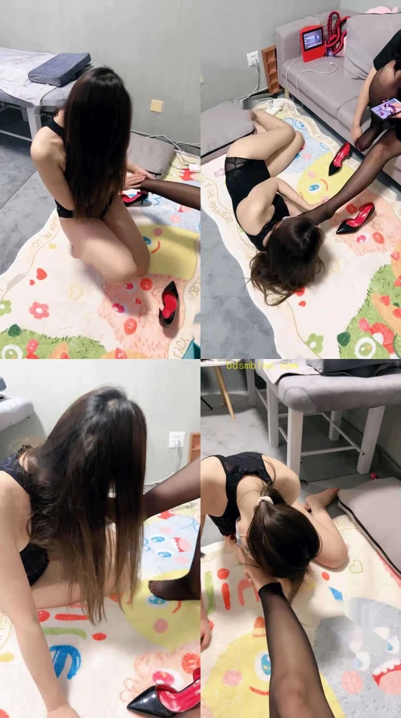 【林夕】母畜-跪舔黑丝美腿玉足