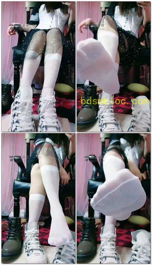 【美柠S】白丝帆布鞋脏鞋底羞辱碾压