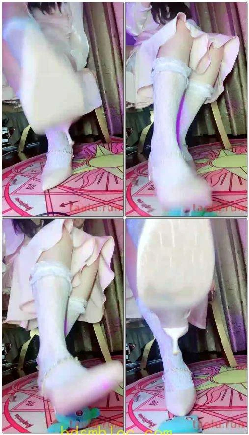 【Verin维因】第一视角踩玩具，红绿灯羞辱控制
