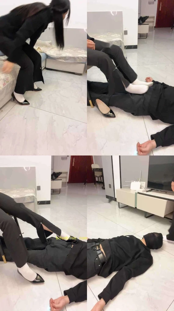 【凶大无挠】做白领S的脚下奴