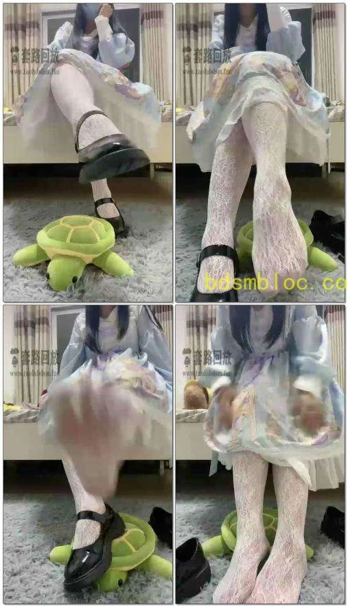 【欣宝】第一视角洛丽塔女友榨干绿帽男友最后一滴价值