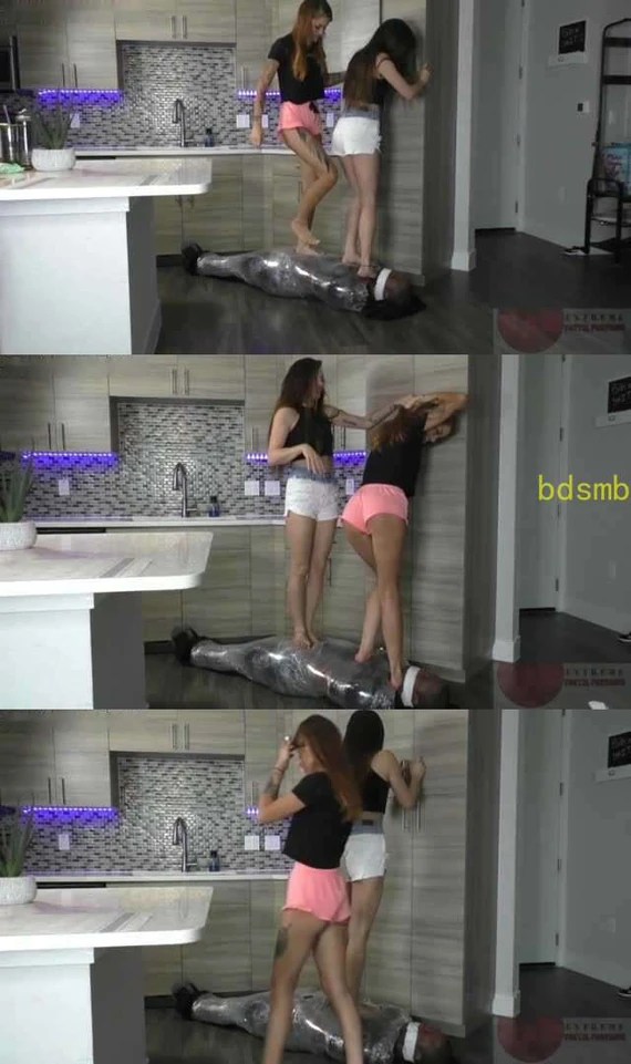 【欧美女王】白人美女凶残跺踩黑奴狗脸！连环跳踩跳跺！胸口要踩爆！