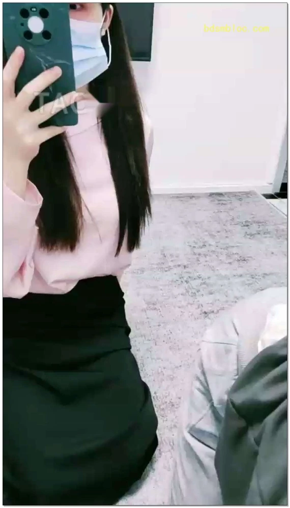 【清见S】调教两只女木舔脚