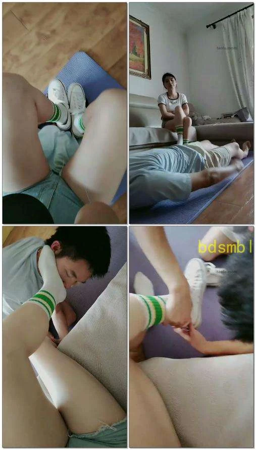 【紫烟s】40°C高温来犯贱强制舔鞋口水钻胯