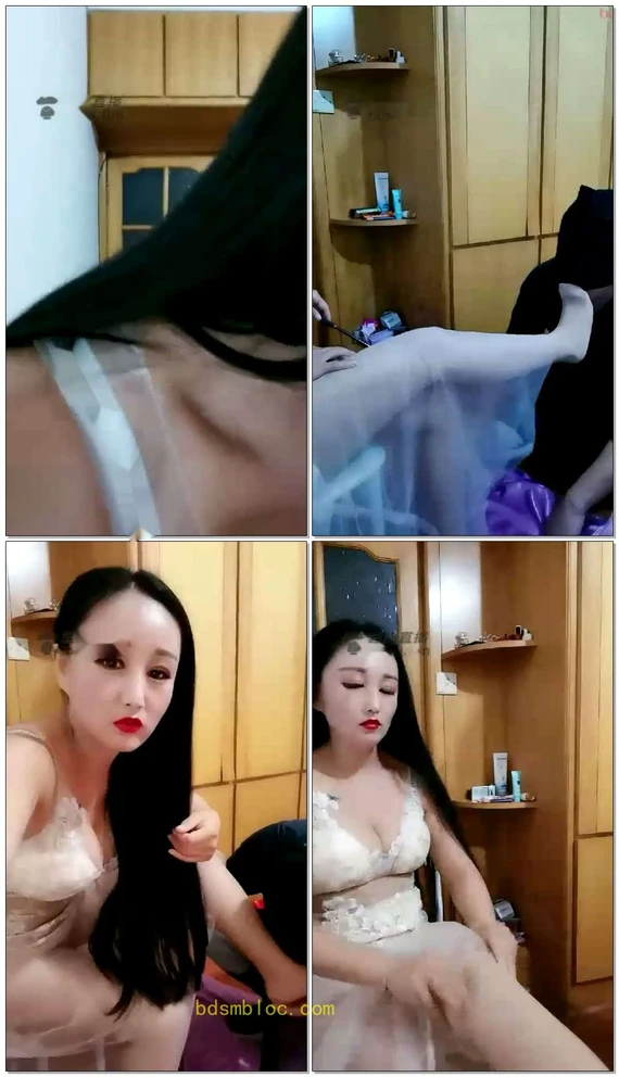 【魔蝎女王】舔脚，钻胯，虐乳
